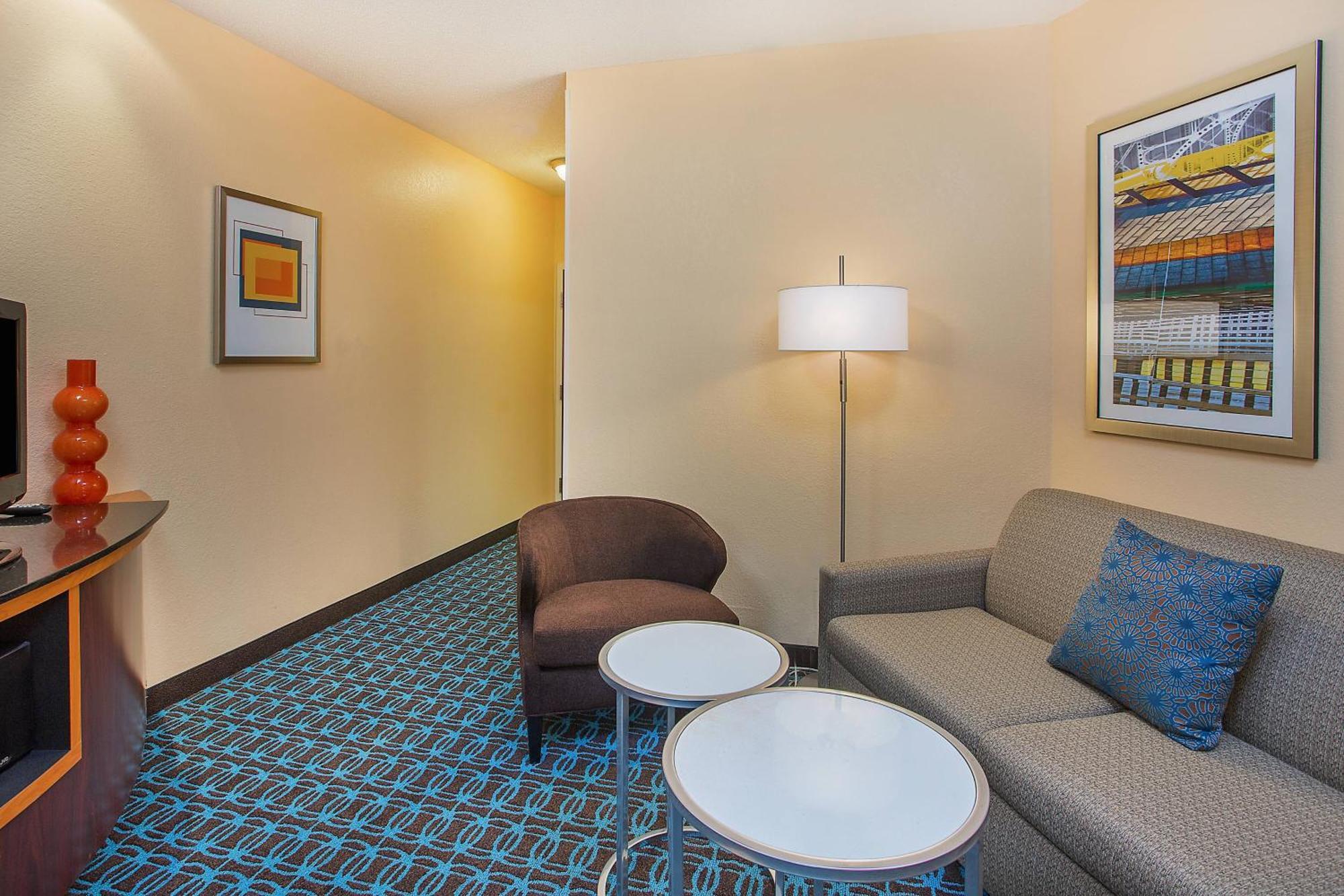 Fairfield Inn & Suites קוקוויל מראה חיצוני תמונה