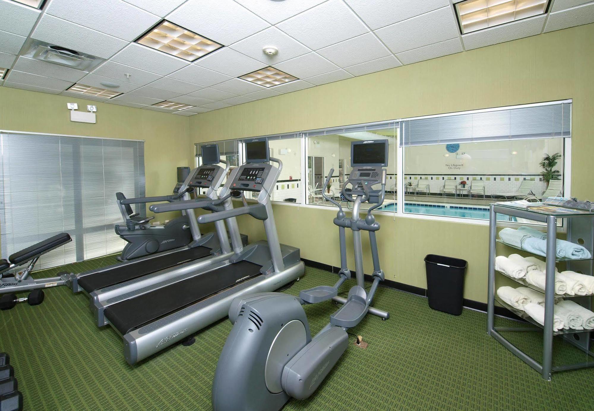 Fairfield Inn & Suites קוקוויל מתקנים תמונה