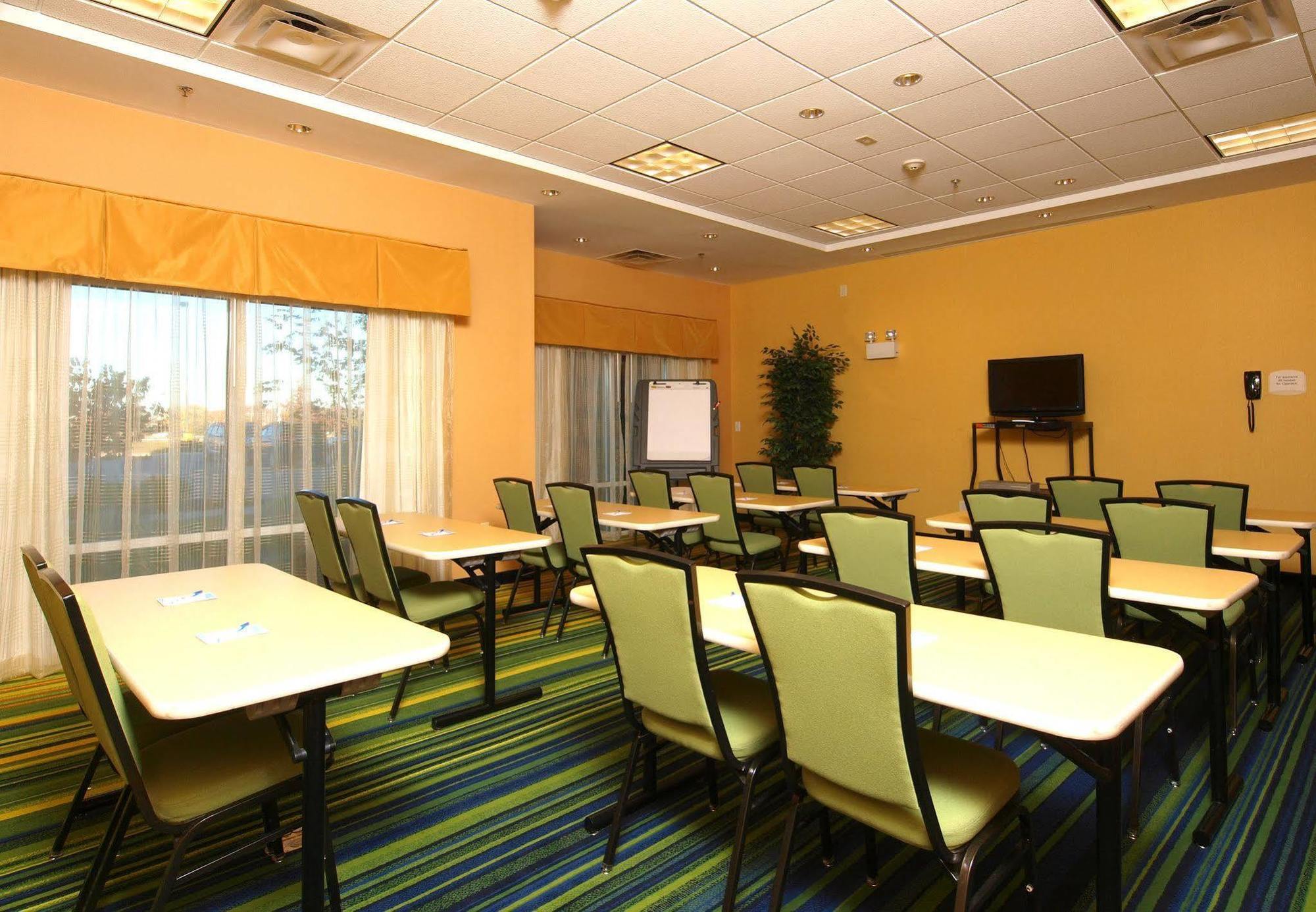 Fairfield Inn & Suites קוקוויל מתקנים תמונה